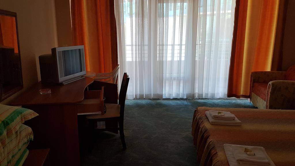 Hotel Venecia พรีมอร์สโก ภายนอก รูปภาพ